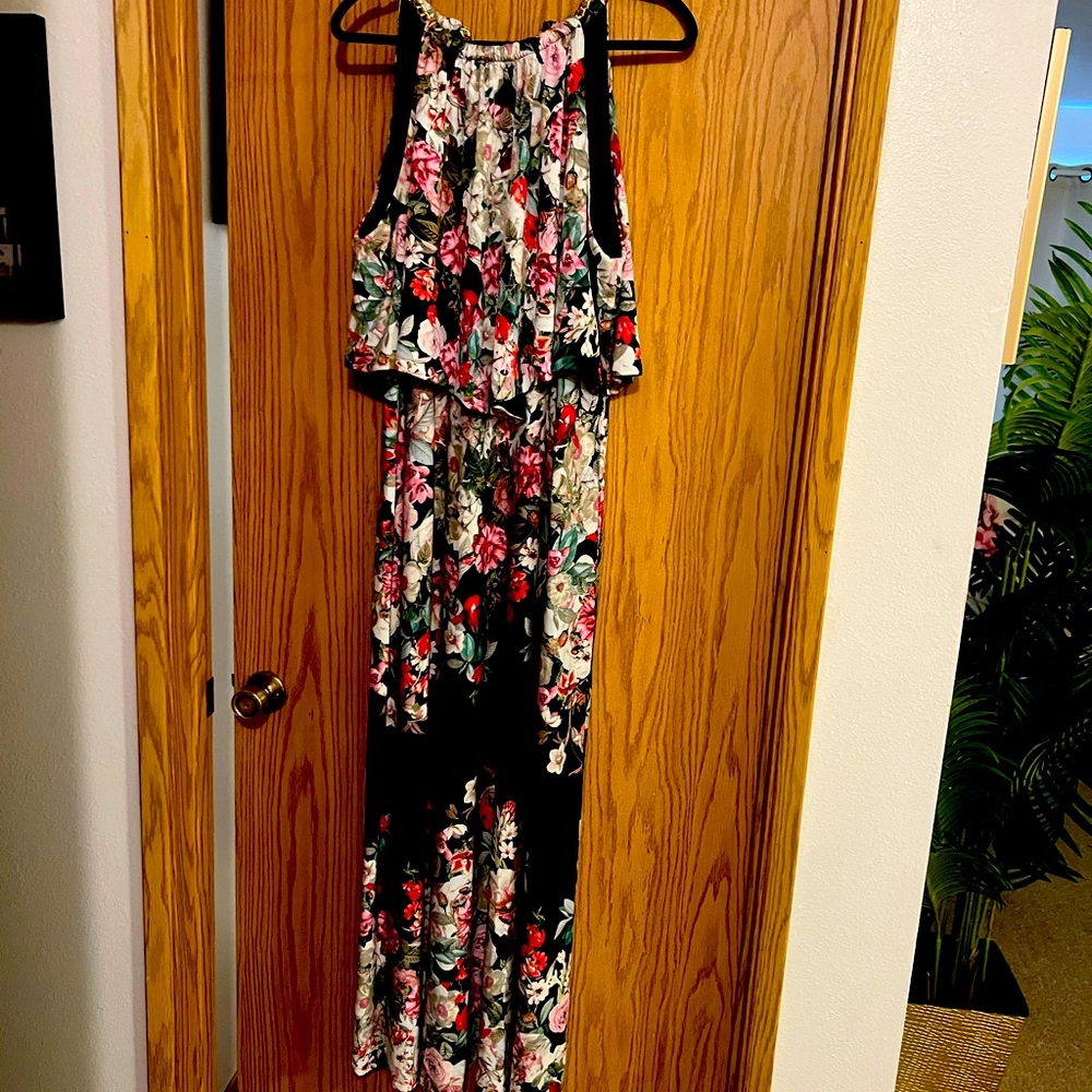 Thalia Sodi  - Black, Red, Green Floral dress
New never worn. soft material